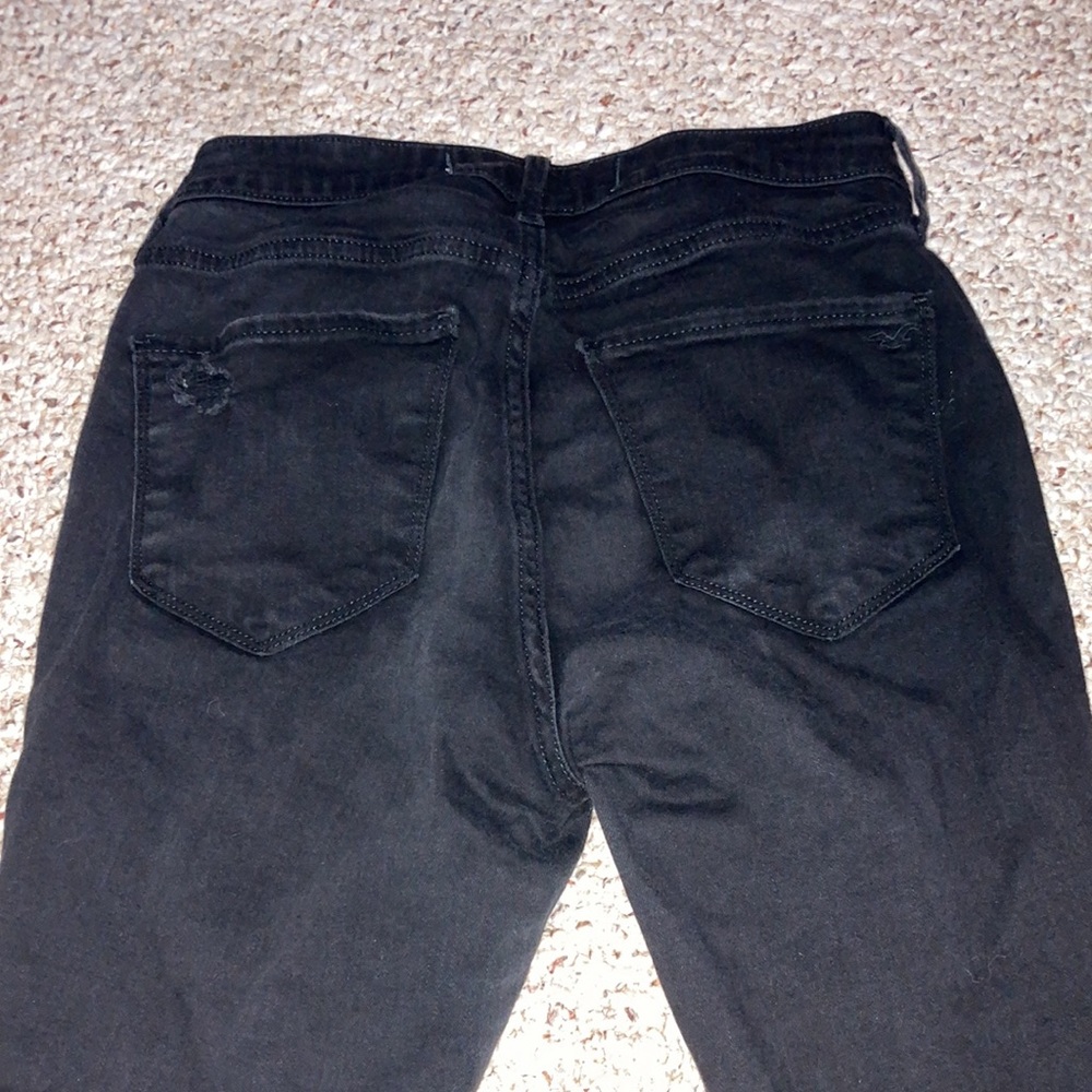 Curvy High Rise Hollister Jeans - Picture 6 of 6